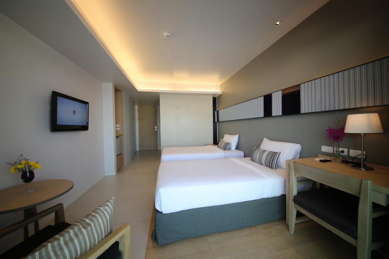 The Sun Xclusive Hotel Pattaya Phòng bức ảnh